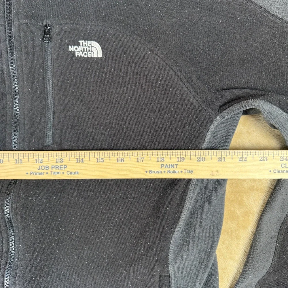The North Face measurements chest